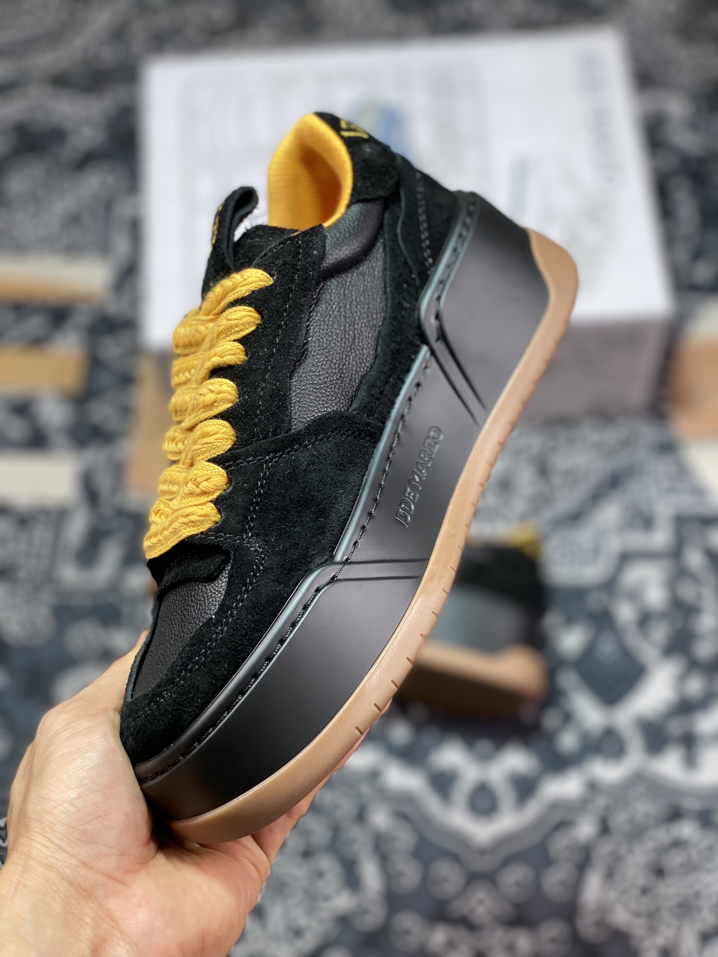 MARZO Doozoo Logo Low Sneaker series low-top platform platform shoes ”leather black and yellow bear doll charm” FR0158-01003