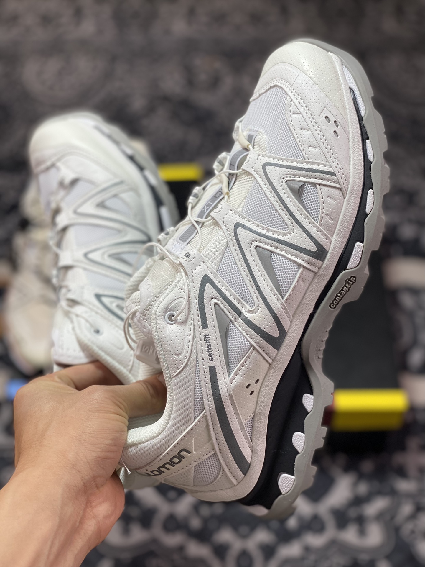 Salomon/Salomon XT-Quest ADV ”White” XT Explorer series running shoes ”white gray black” 410523