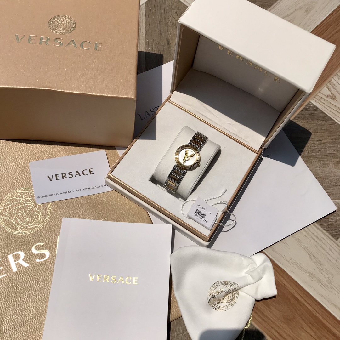 VERSACE 腕表versace,包,手表 2 VERSACE 腕表versace,包,手表 2