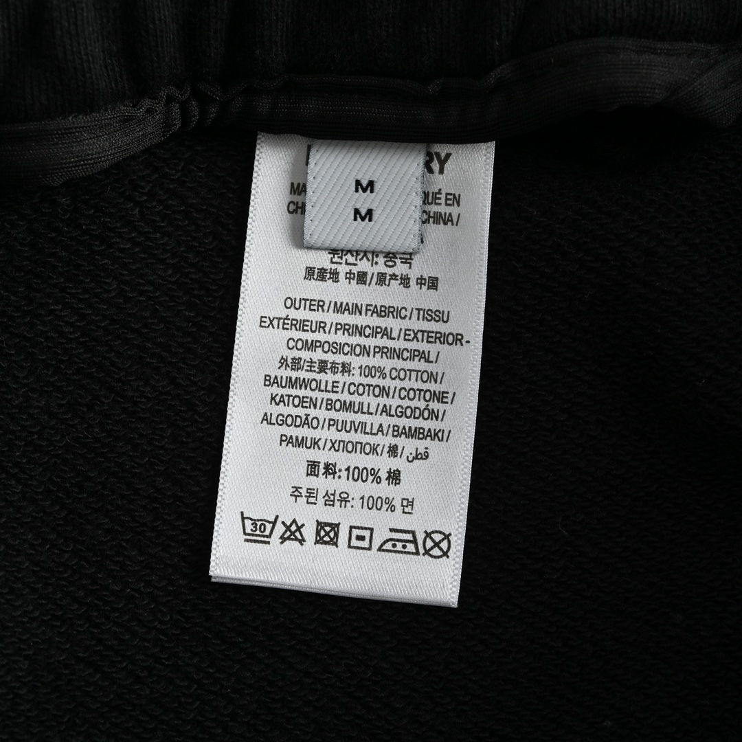 Burberry/巴宝莉 23ss 口袋标签短裤