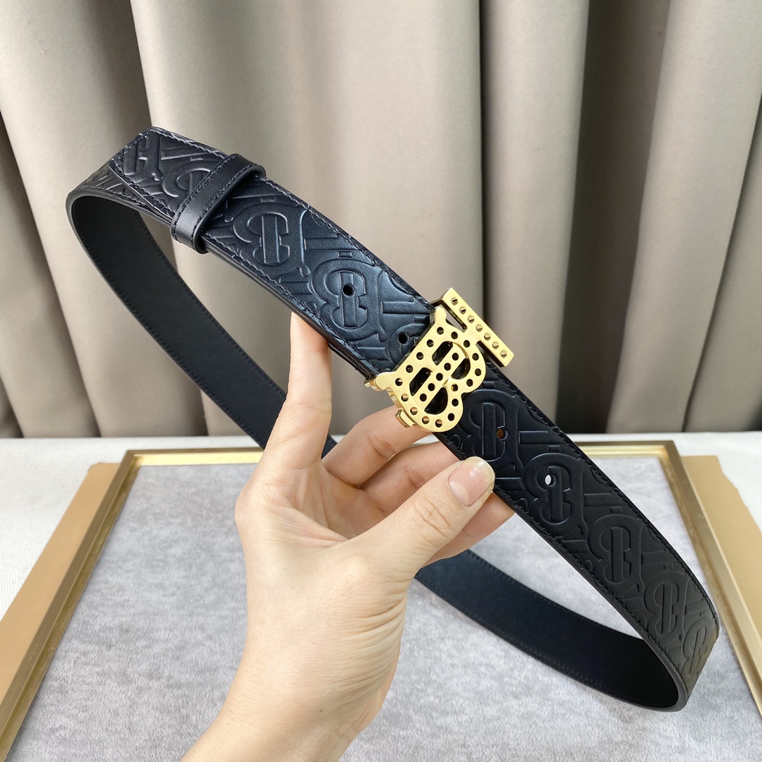 新款Burberrry巴宝莉专柜同步
