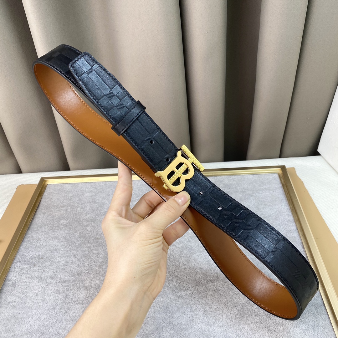 新款Burberrry巴宝莉专柜同步