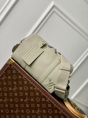 Where can I buy the best 1:1 original Louis Vuitton LV Keepall Handbags Travel Bags Grey Cowhide City M22486