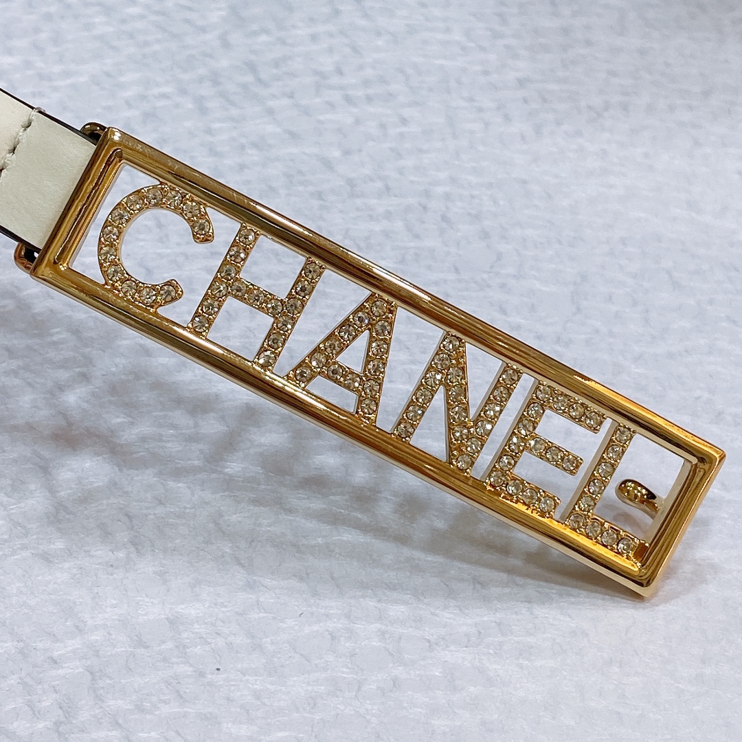 chanel春夏新款小牛皮与金色金属