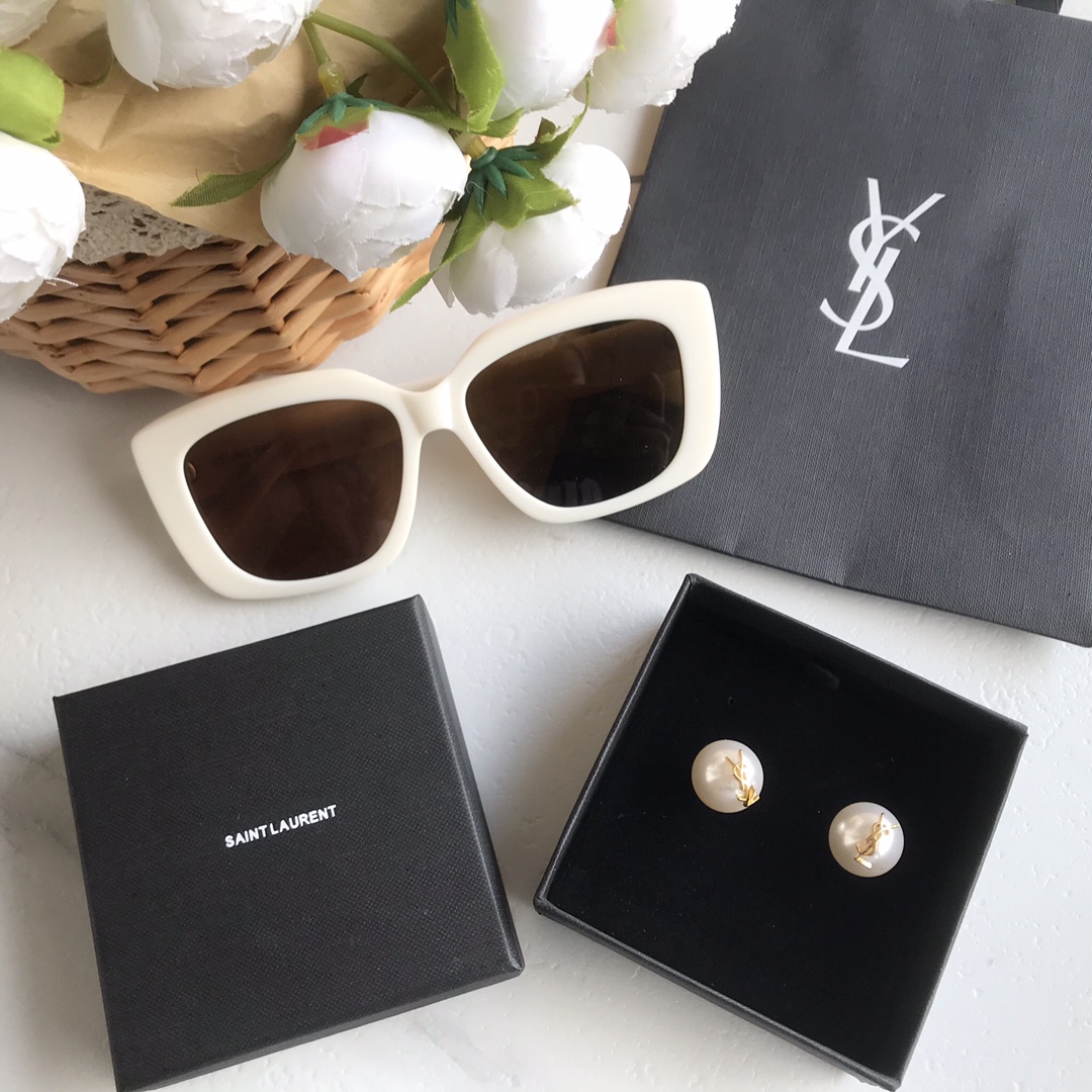 생로랑 귀걸이 65441 Saint Laurent Earrings