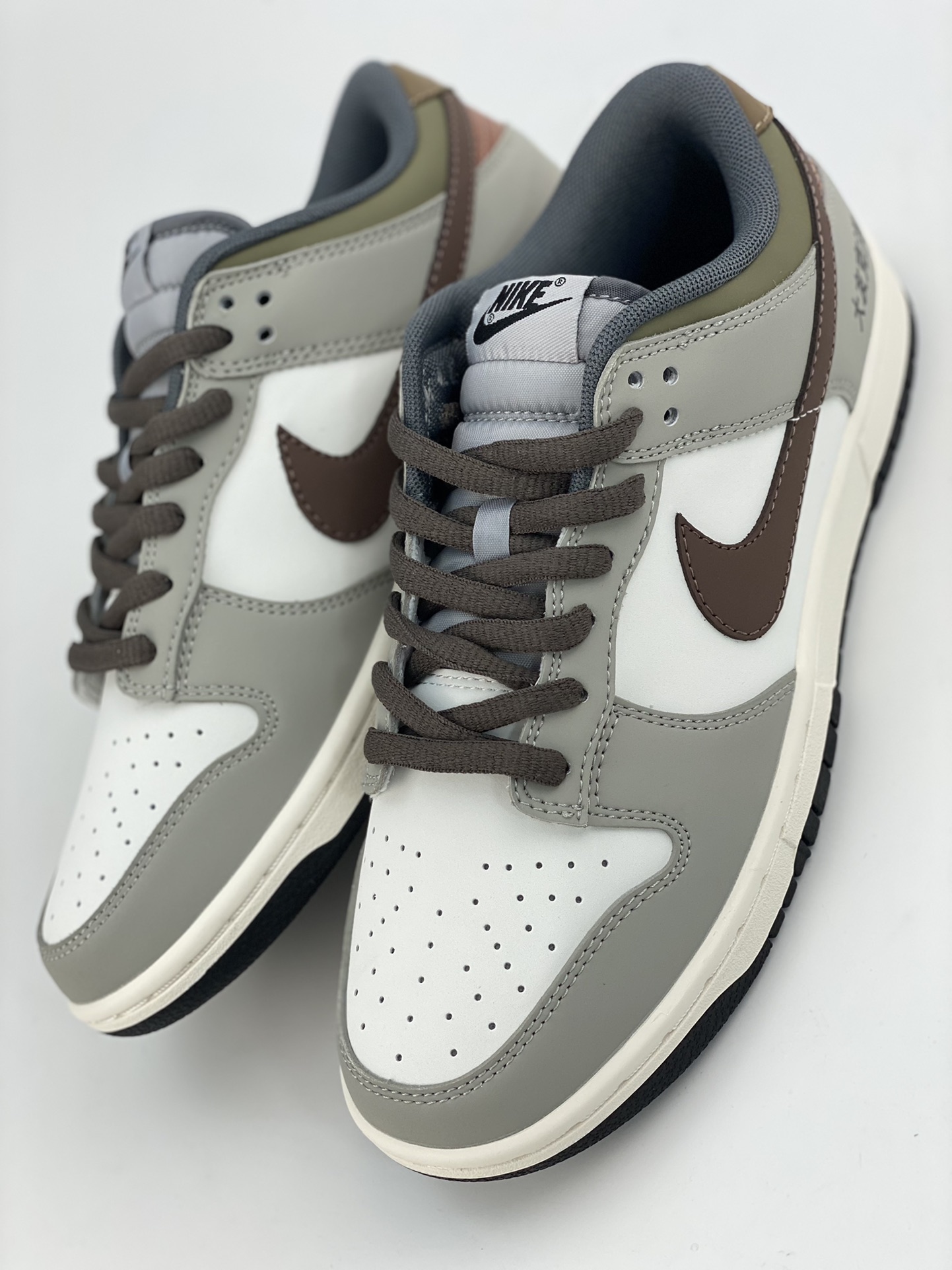 Nike SB Dunk Low Otomo gray brown green DD0302-657