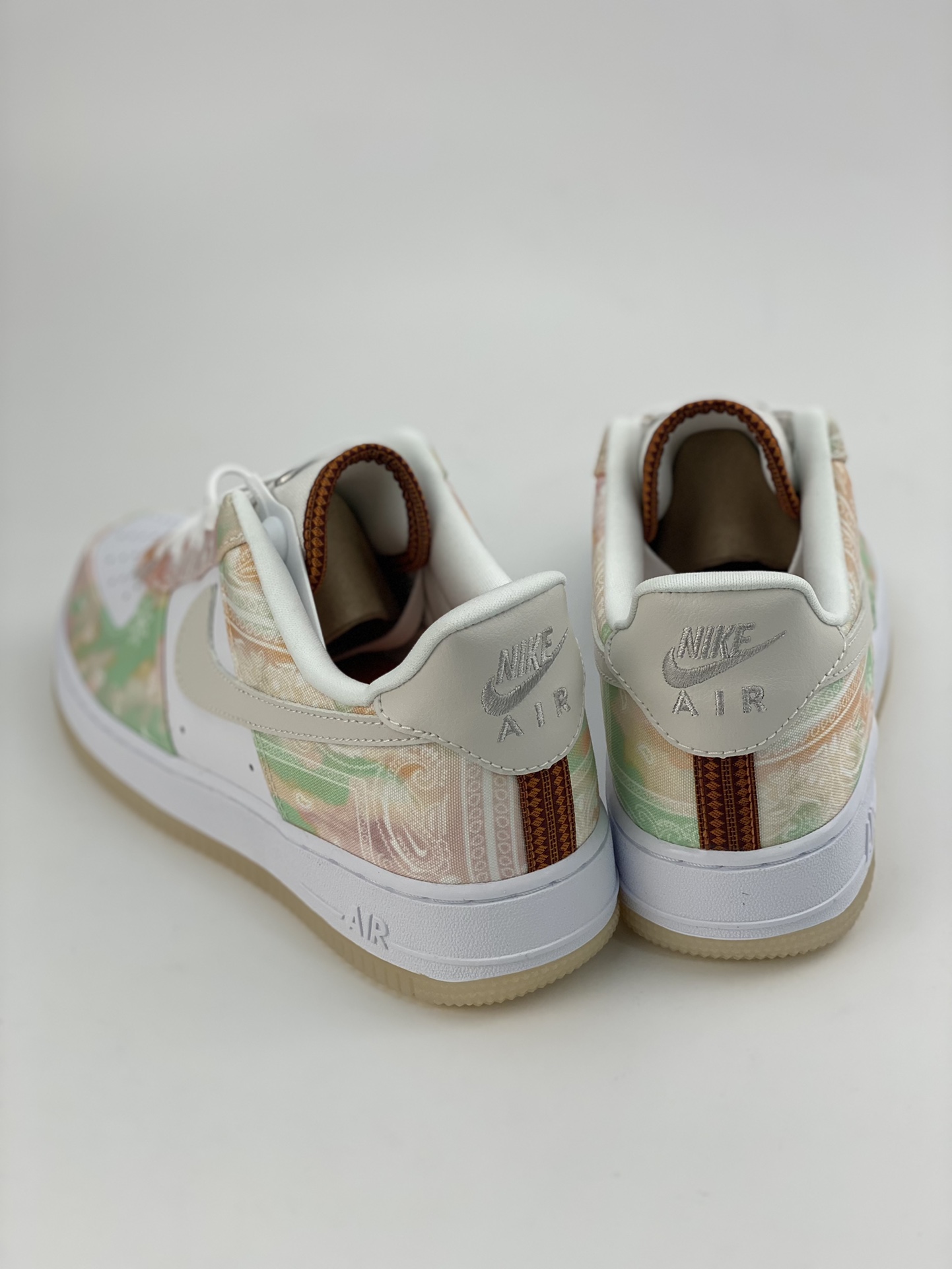 Nike Air Force 1 Low 07 floral canvas FJ7739-101