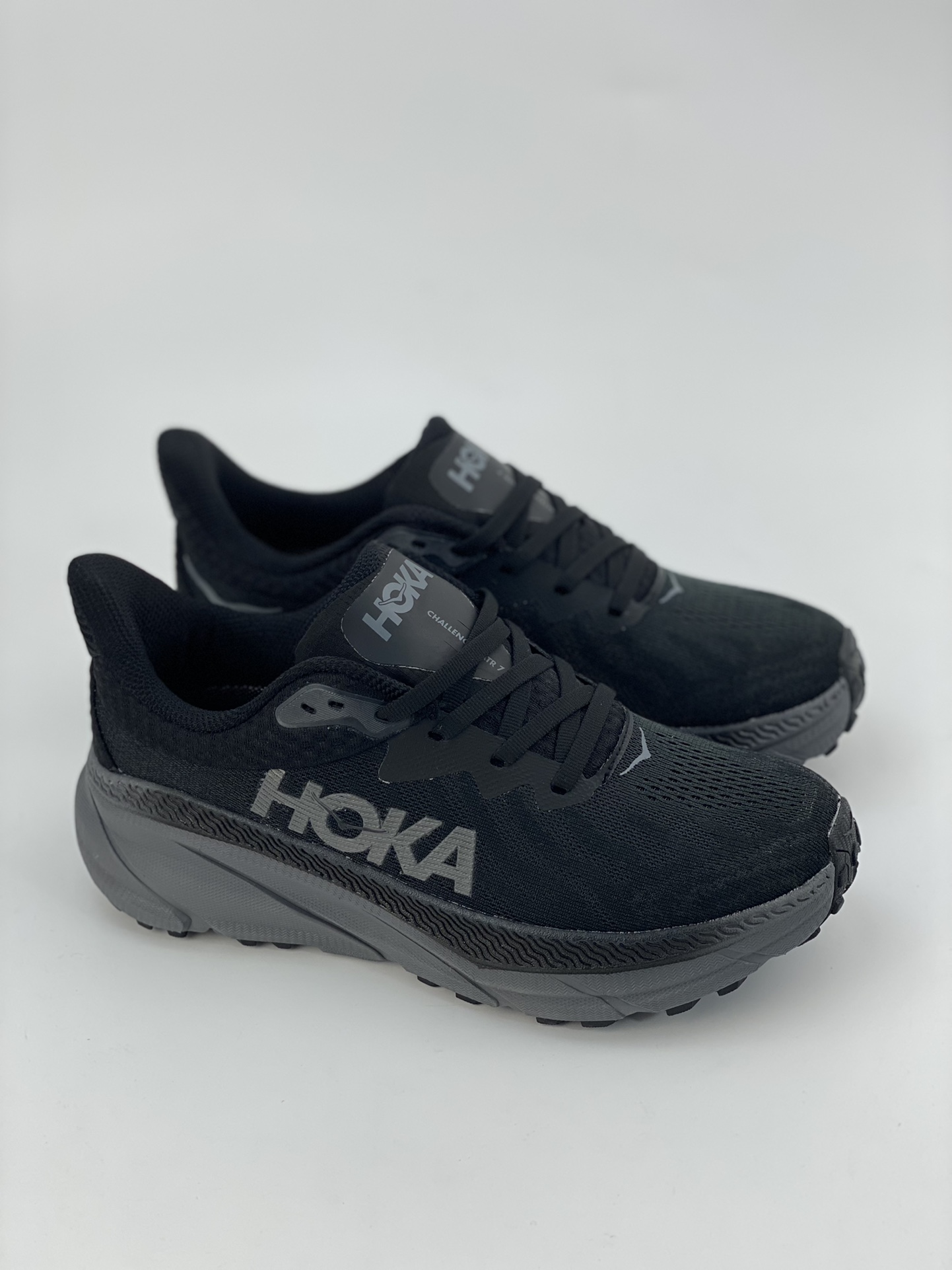 HOKA ONE ONE Challenger ART 7th generation functional cushioning running shoes