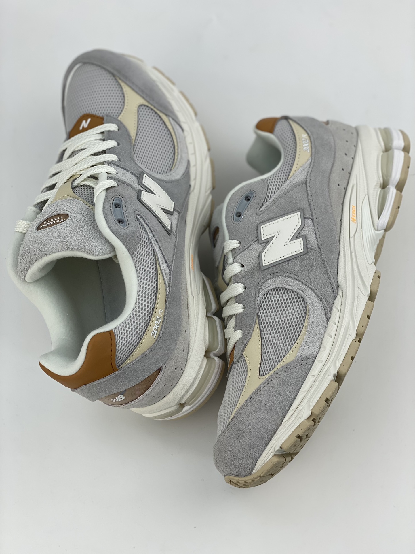 New Balance NB 2002R classic light gray 2002 series retro casual running shoes M2002RSB