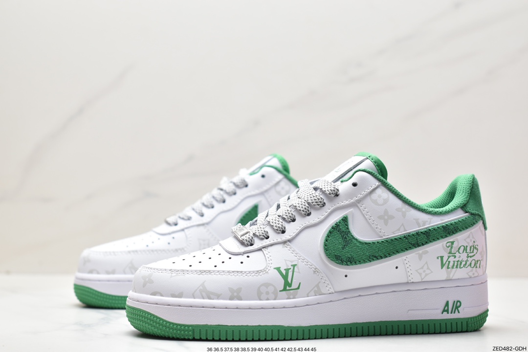 Nike Air Force 1 CV0670-400