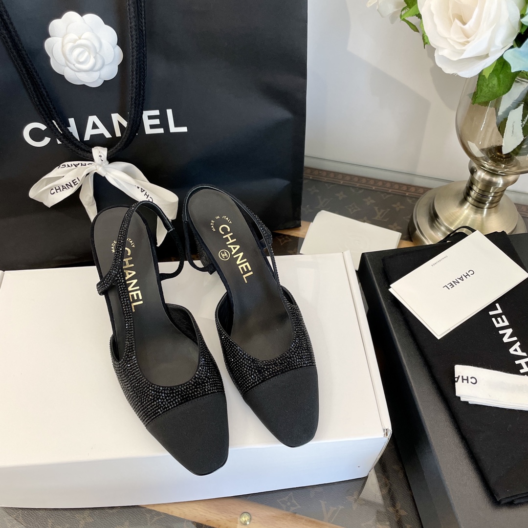 CHANEL 春夏 サンダル 肌を明るく見せる～上品な雰囲気 - 最高品質