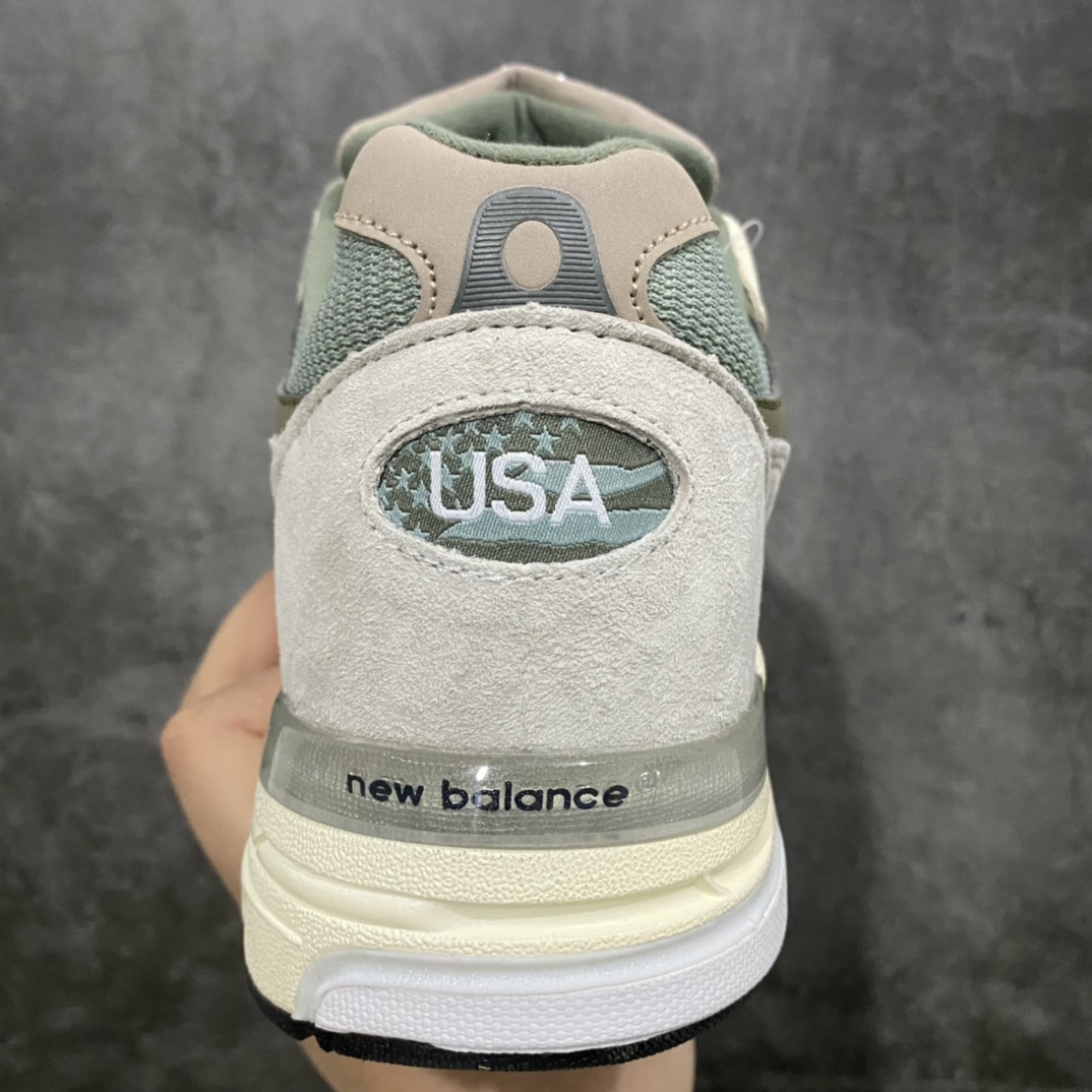 [K version pure original] Kith x New Balance WR993KT1 NB993 joint gray green