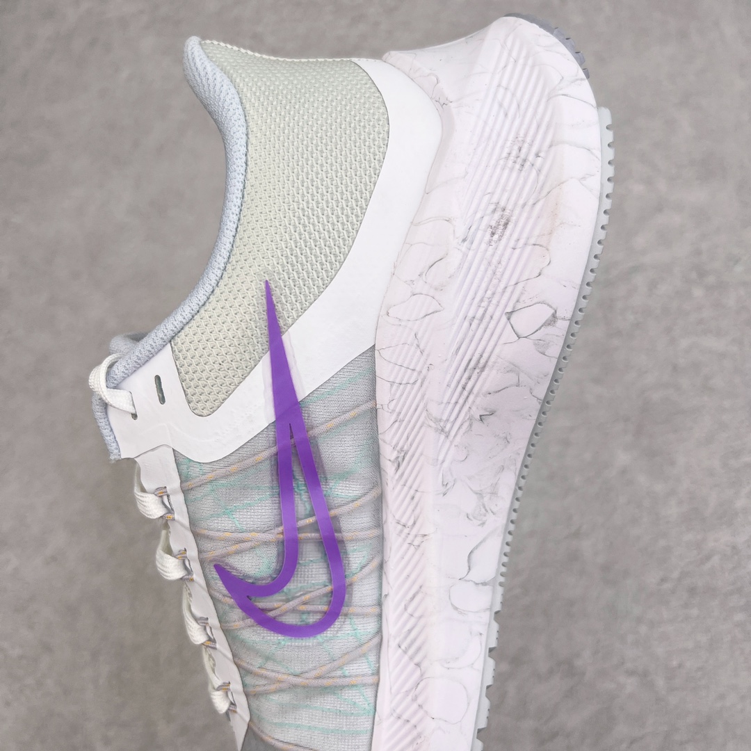 图片[7]-＃TG纯原 NK Air Zoom Winflo V8 登月网面透气专业跑步鞋 CW3421-102 原档案数据原厂网纱 正确高频花纹 前后掌内置Zoom Air气垫 原装MD大底 脚感完美还原 原盒原配 QC检验、钢印 俱全 原底科技 同步原版 脚感堪比Boost 实拍调校N版已经零色差零失真 百分百还原实物色彩所见即所得 不存在货不对板色差等低级问题 选购参考实物拍摄 不混卖不参货 只用心做好货严格选品 承诺混一赔十 尺码：36 36.5 37.5 38 38.5 39 40 40.5 41 42 42.5 43 44 44.5 45-选品中心