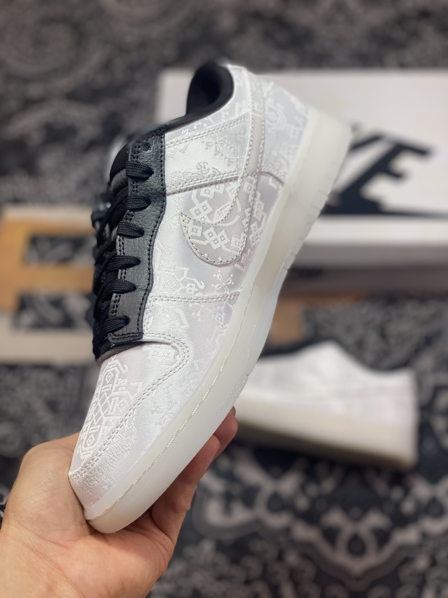 Fragment Design x Clot x Nike SB Dunk Low ”20th Anniversary/White Silk” rebound shoes FN0315-110