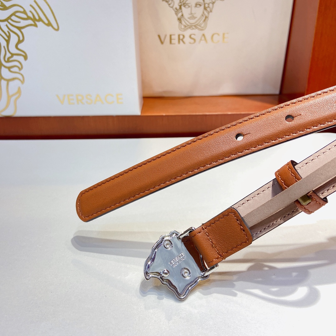 范思哲VERSACE2.0cm细腰带