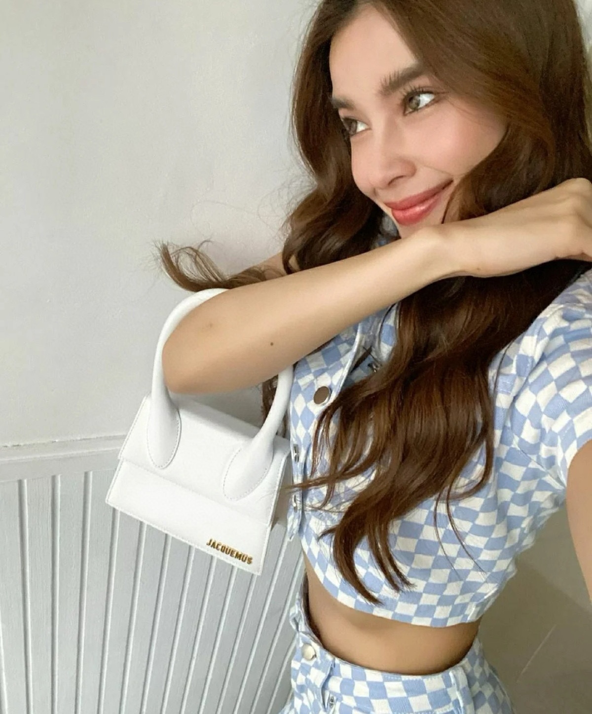 Jacquemus Product _dQmqfBk_z1gTGjdCZYZEtRsdN_E9JU7bCo-BH2w