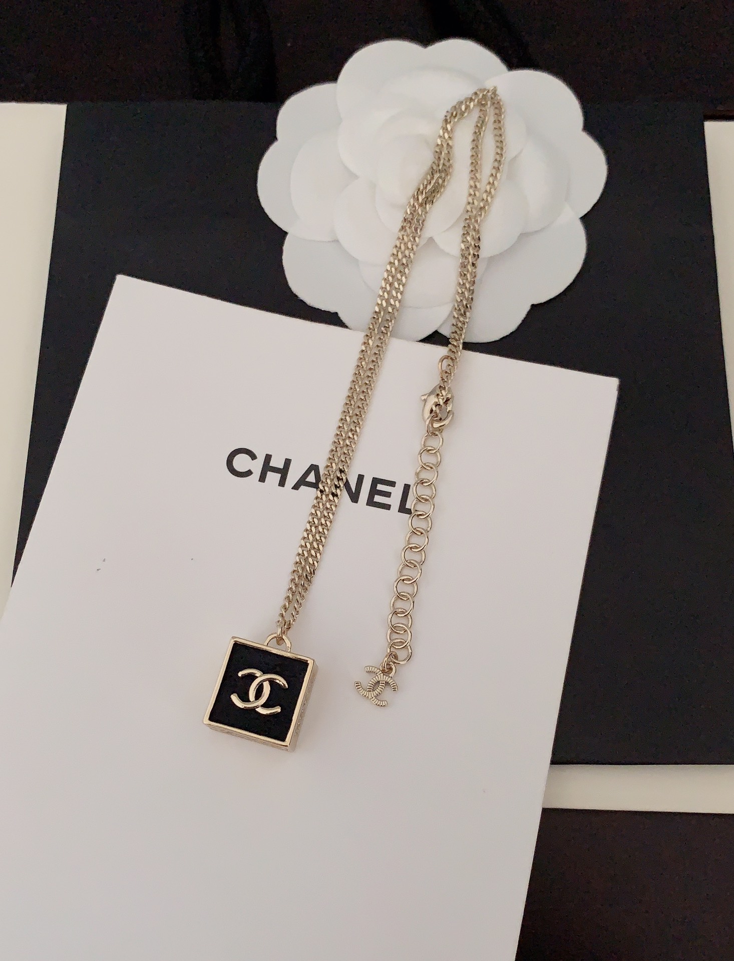Chanel Колье
