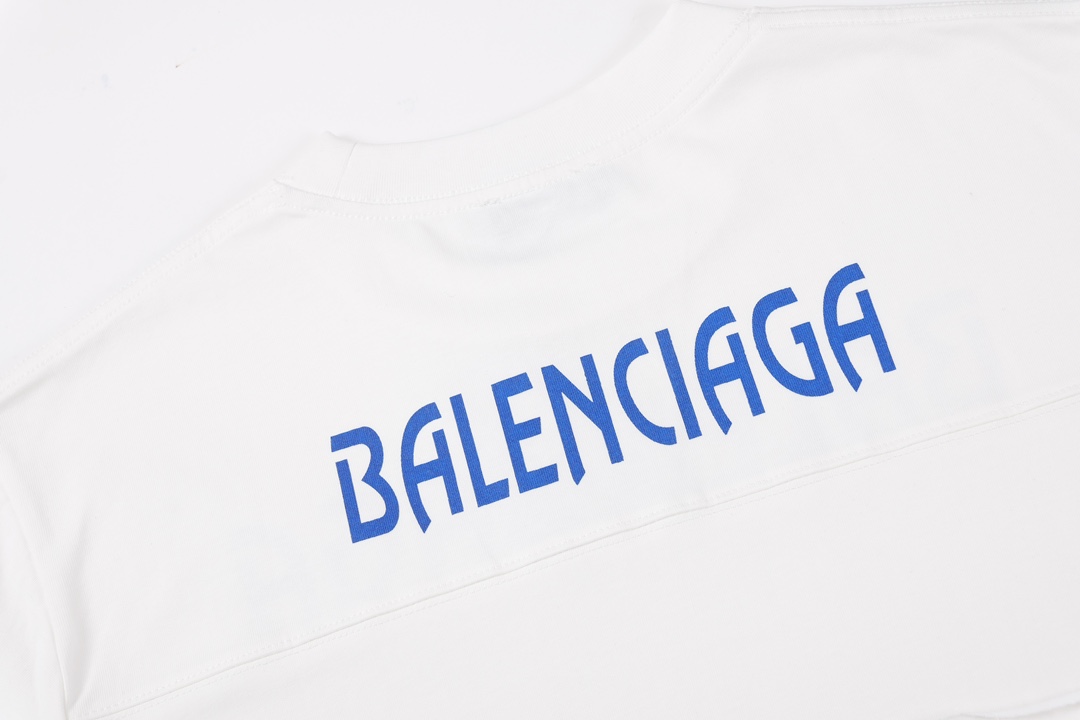 Balenciaga 巴黎世家 23ss 经典字母短袖