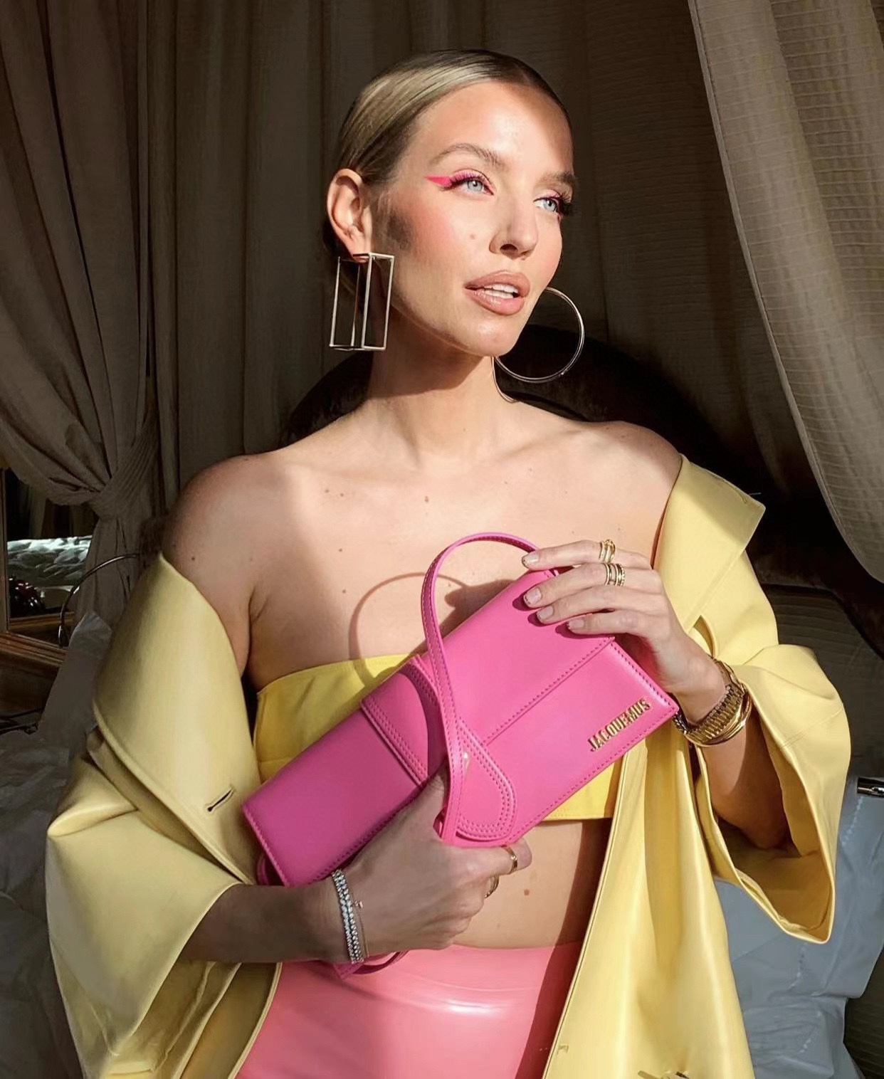 Jacquemus Product _dvpqfunpfNAxzE8Dta-O84bjEWZIMLOQlEX3wFg