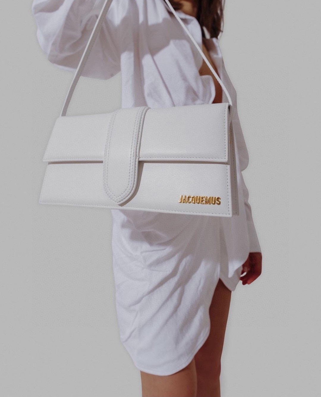 Jacquemus Product _dtwqfbeEVDD6UkNsu6WQsOjcf2oICMAizXnM81Q
