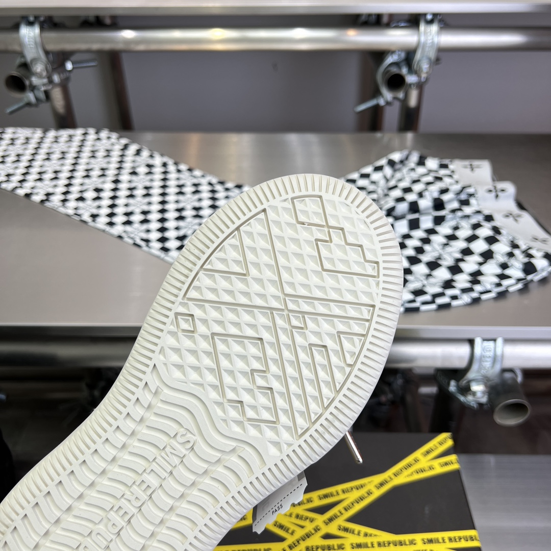 SmileReblic Canvas Shoes: Latest Couples Sneakers with Thick Base and Unique Design - 图片 8