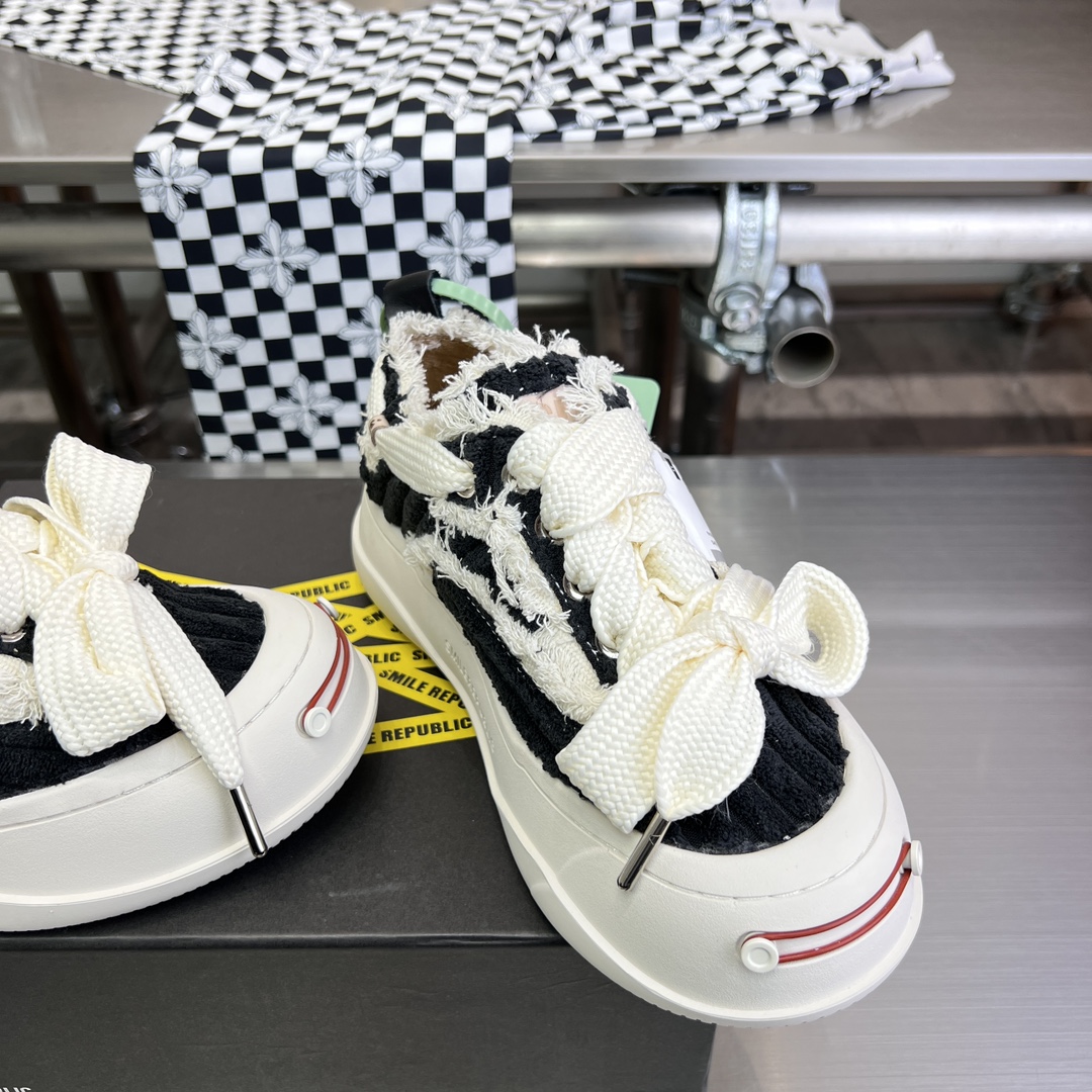 SmileReblic Canvas Shoes: Latest Couples Sneakers with Thick Base and Unique Design - 图片 9