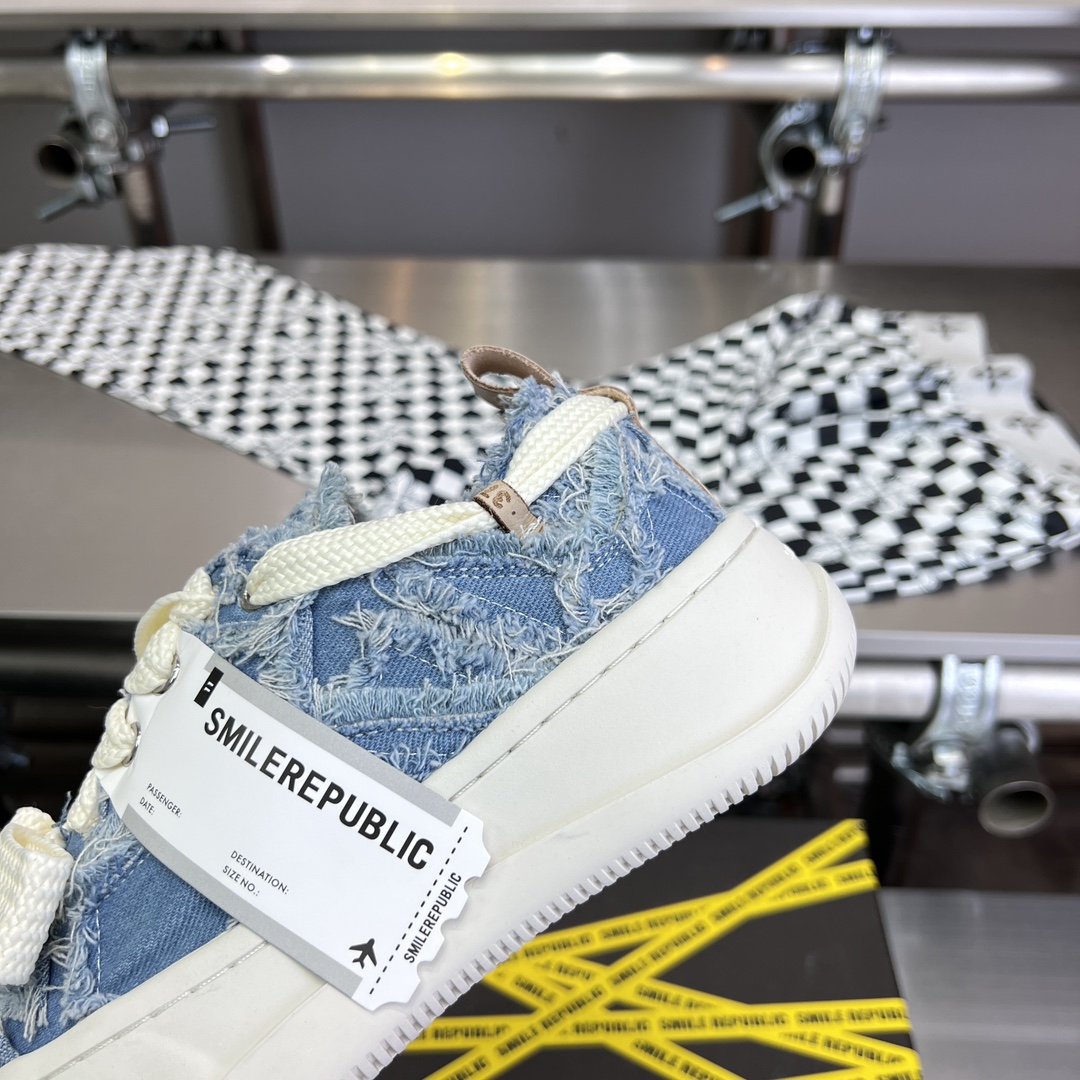 SmileReblic Canvas Shoes: Latest Couple Leisure Sneakers in Tan Color. - 图片 8