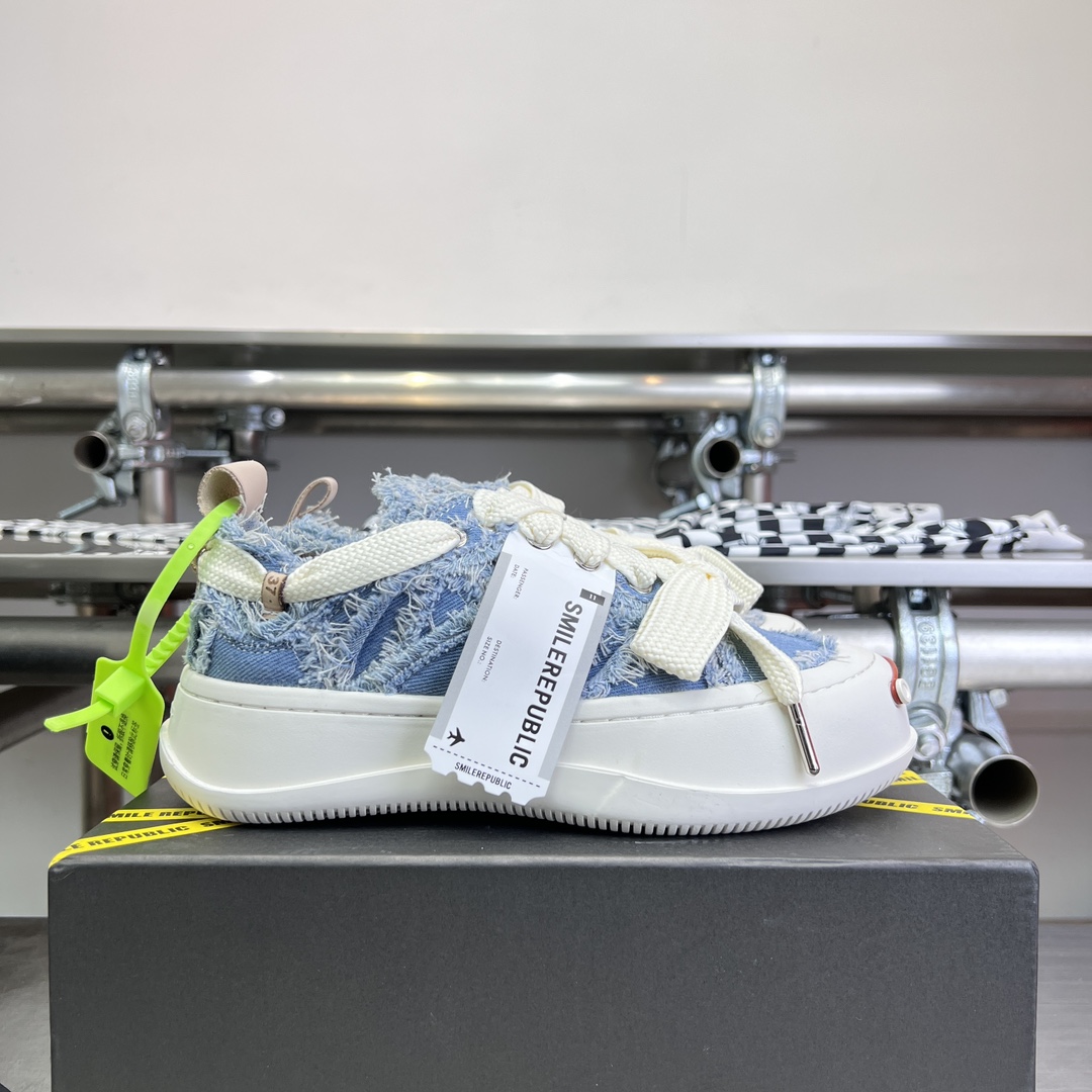 SmileReblic Canvas Shoes: Latest Couple Leisure Sneakers in Tan Color. - 图片 5