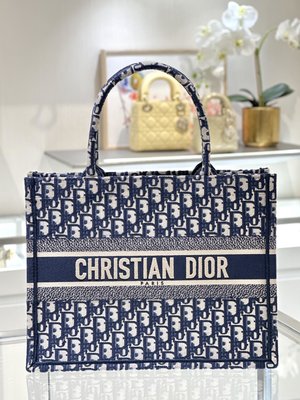 Dior Book Tote Tote Bags Designer 7 Star Replica Blue Gold Yellow