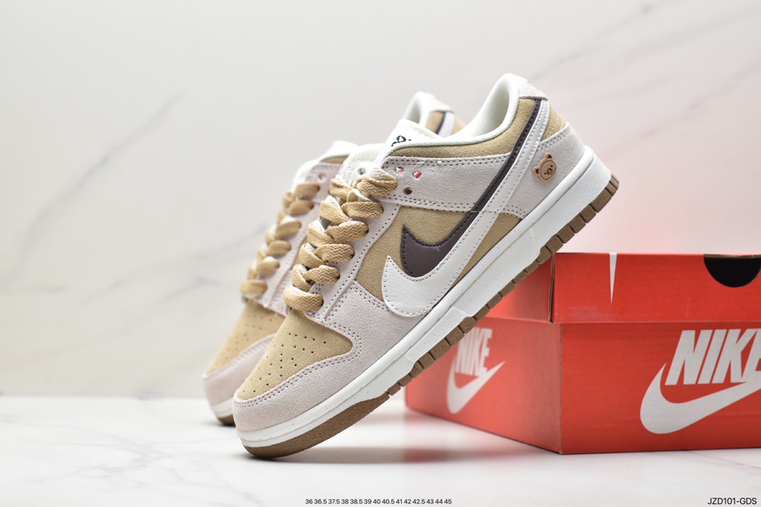 Nike Dunk Low SE “85” This Nike Dunk Low is made of suede DO9457-100