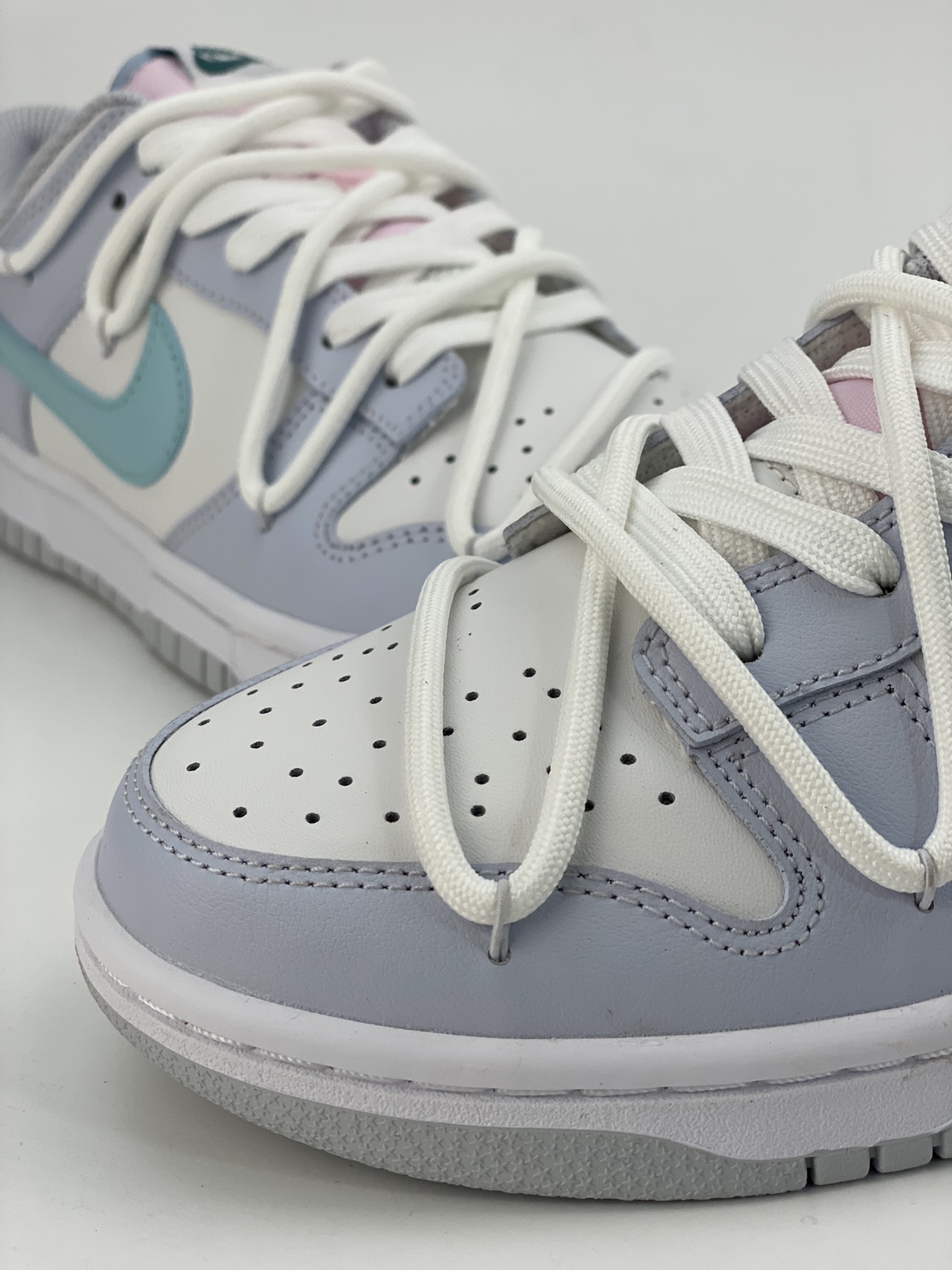 Nike SB Dunk Low Smoothie Mint Mint Green FD1232-002