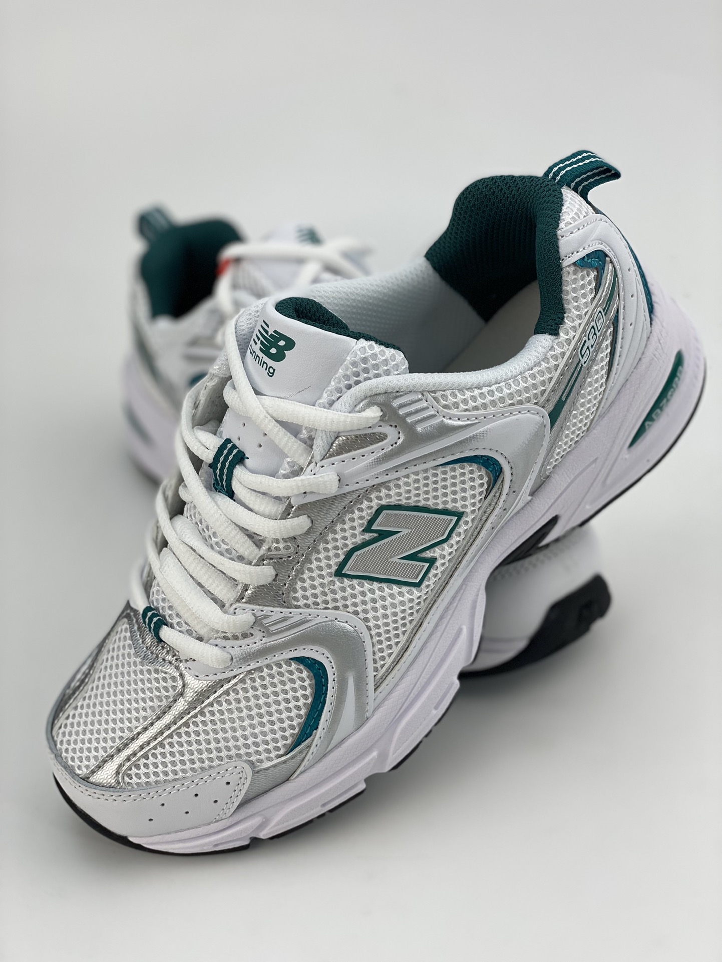 New Balance MR530 series retro dad style mesh running casual sneakers