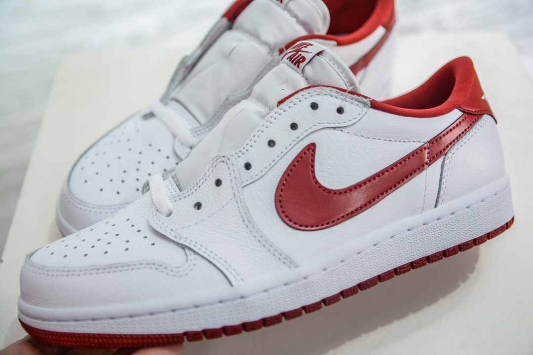 DG version Dongguan original channel high-end goods Air Jordan 1 Low OG series white and red color 705329-101