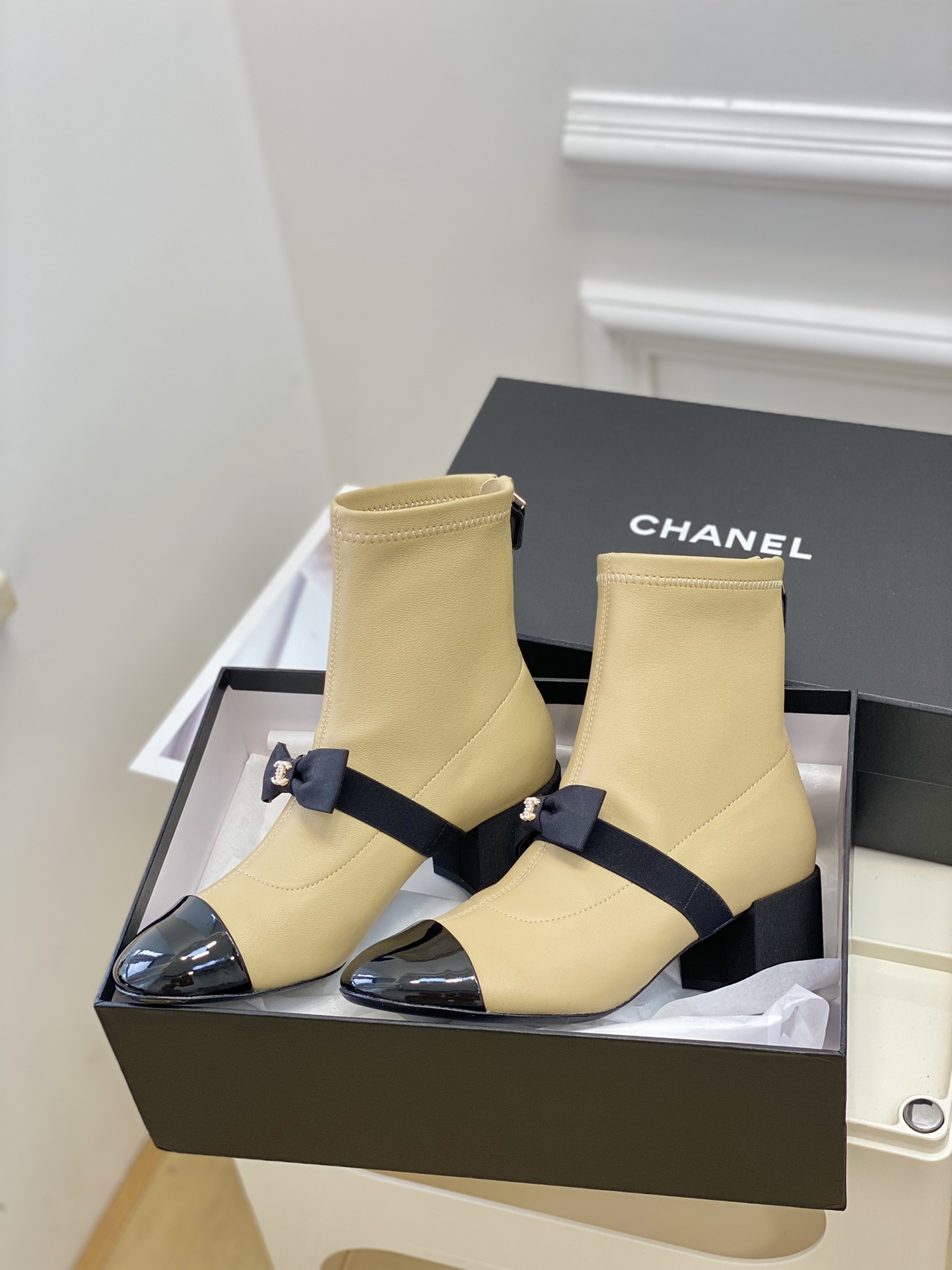 Chanel23S蝴蝶结短靴！这一季