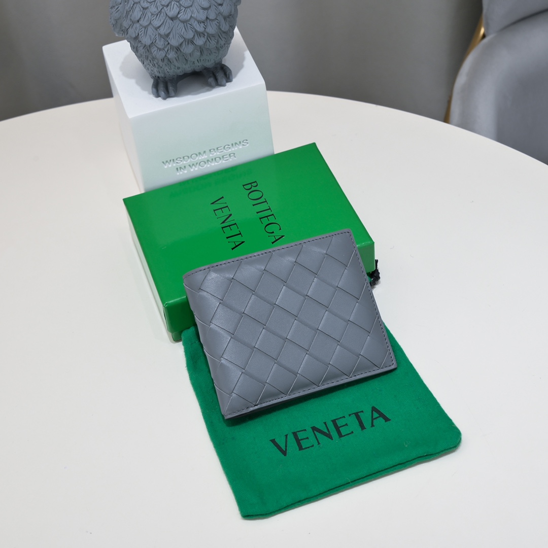 Bottega Veneta 牛皮 宽编 短夹 8卡位 2纸币隔层
