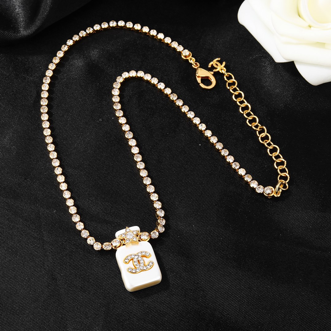 Necklace 50 Earrings 50 23c New perfume Bottle Earrings Necklace Made of - Comprehensive 6