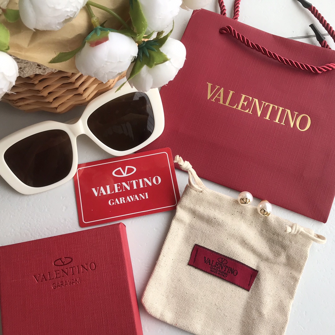 발렌티노 귀걸이 63620 Valentino Earrings