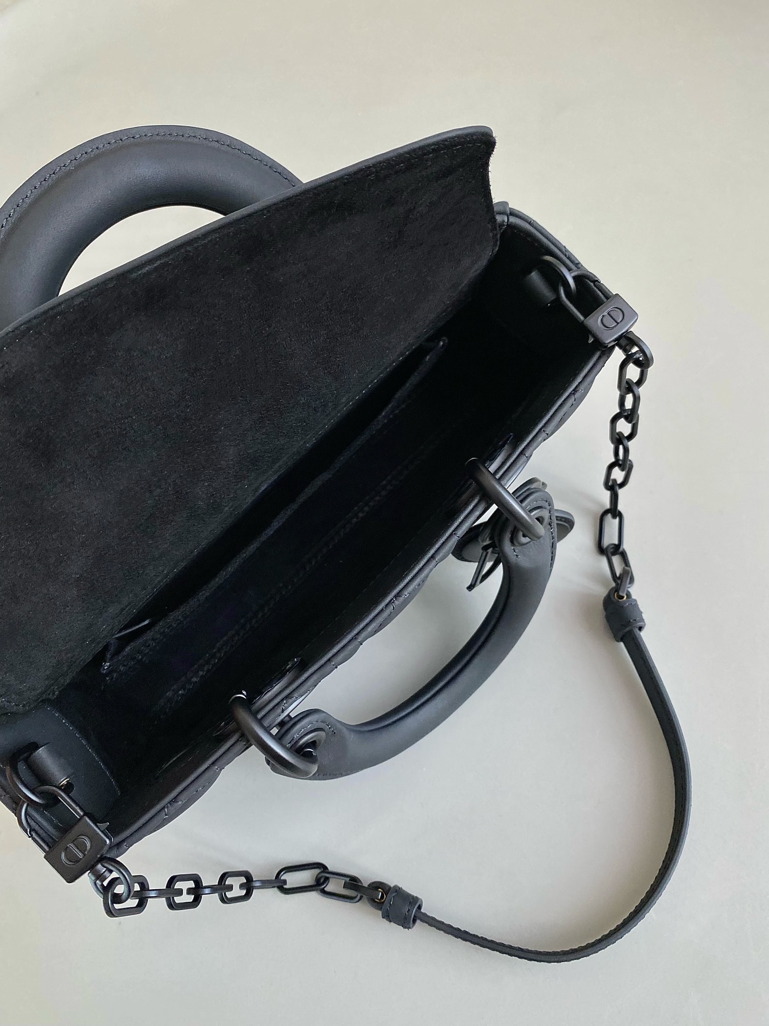 Dior 磨砂黑小号 𝗗-𝗝𝗼𝘆 𝗯𝗮𝗴23新色