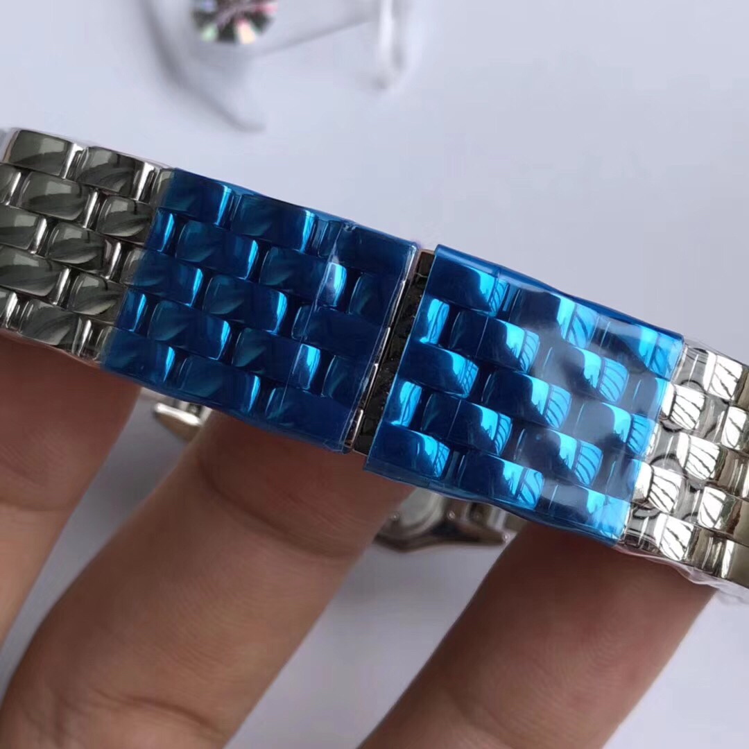 Cartier 七夕最佳礼物 de Cartier
