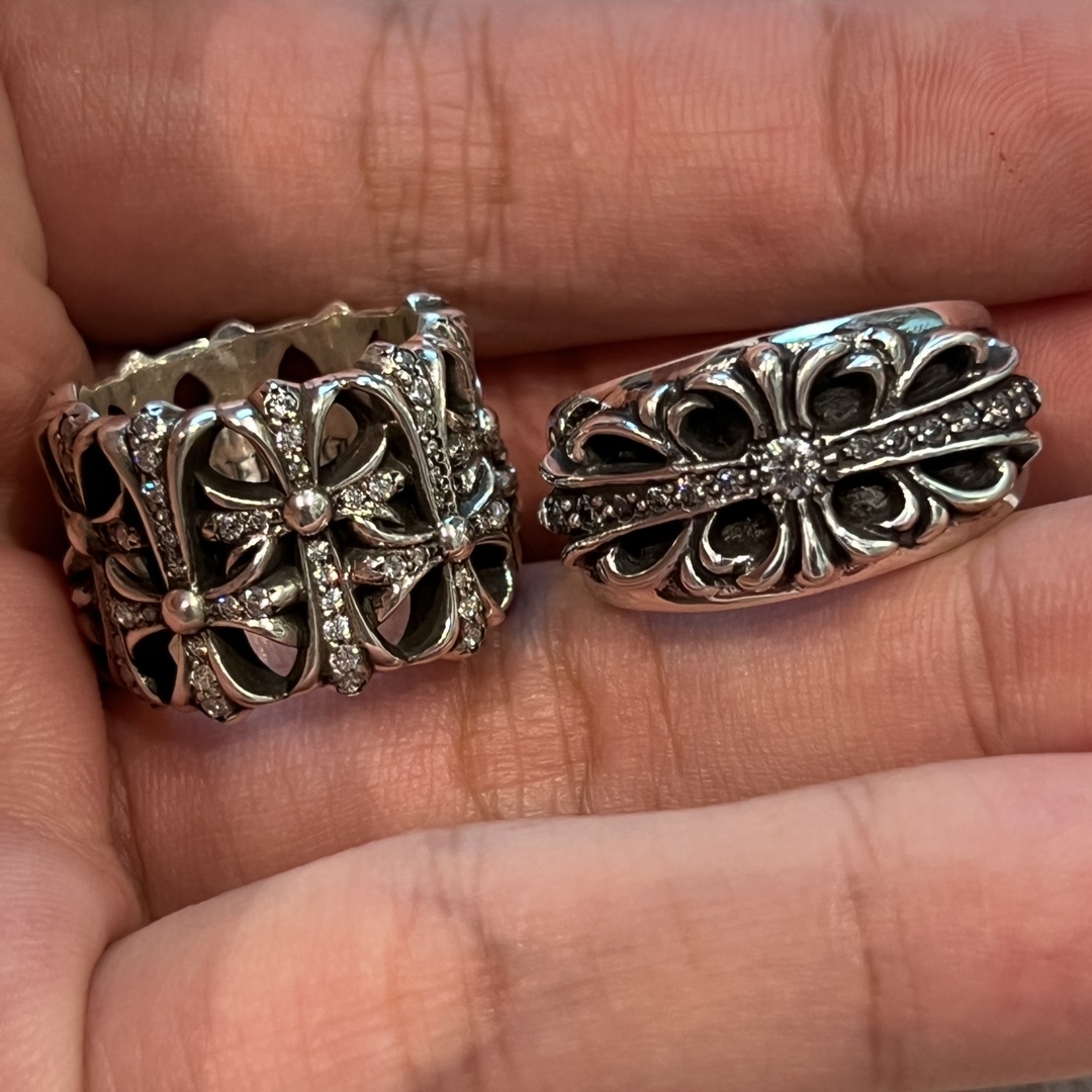 Rings, daily shipping