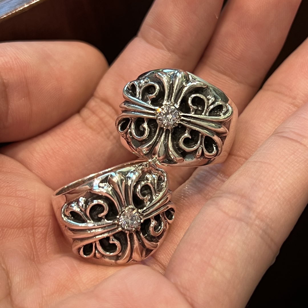 Rings, daily shipping