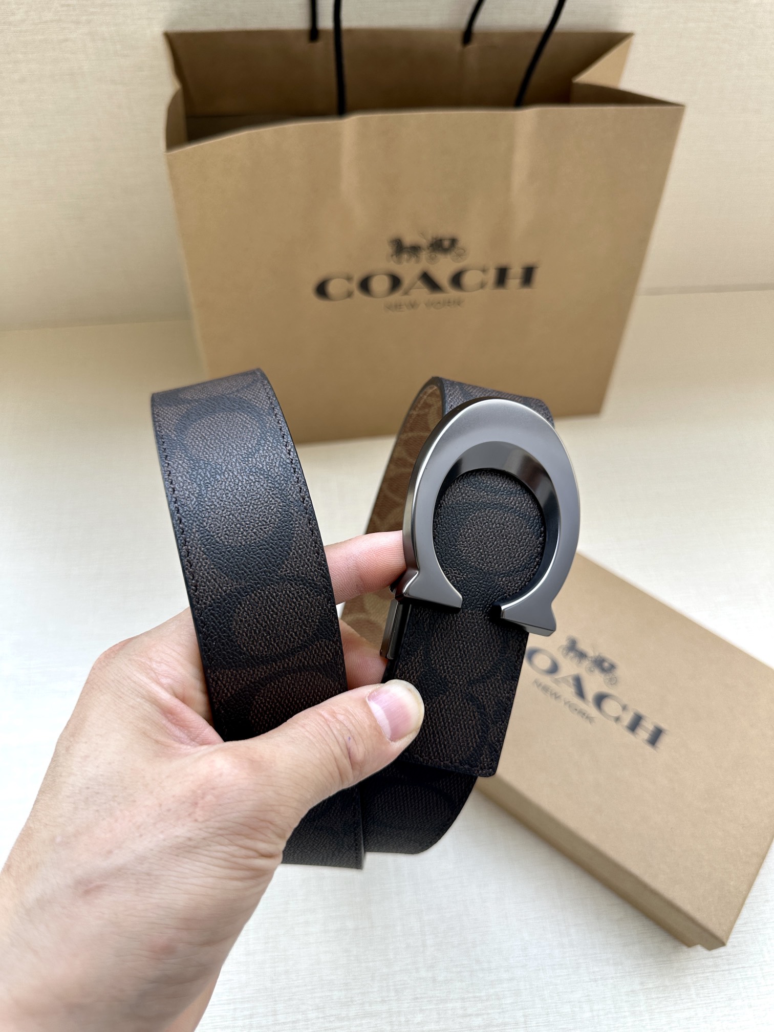 COACH Positive-Grade Twilight Belt: Customizable, Double-Sided, 3.7 cm Wide, Black Fabric. - 图片 5