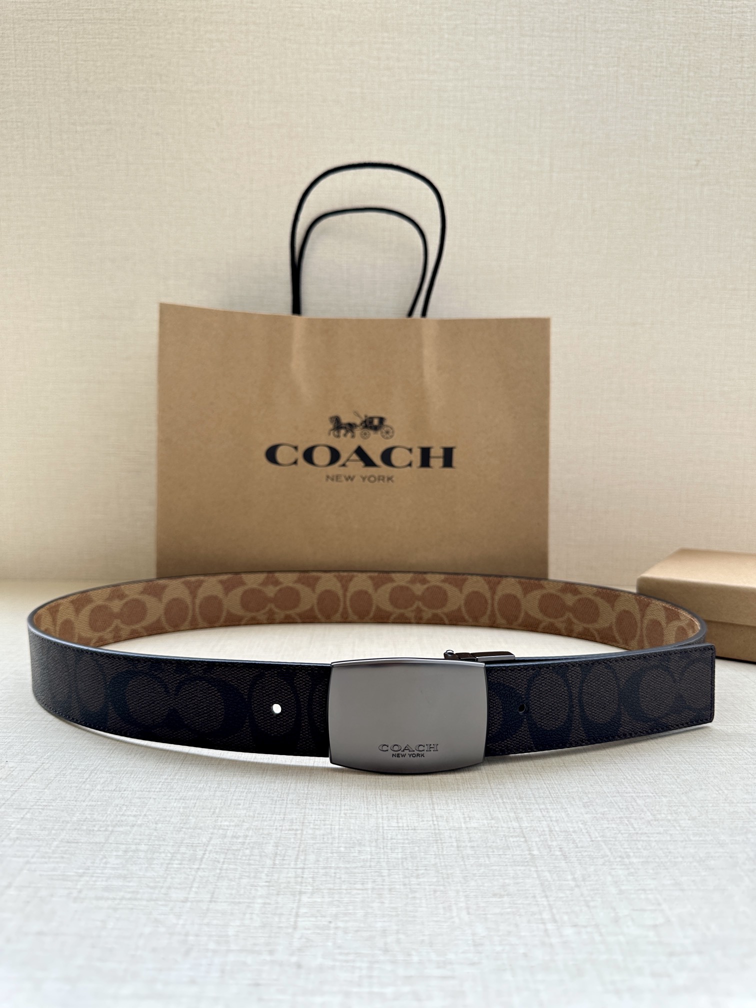 COACH Twilight Belt: Black Fabric, Customizable, 3.7cm Wide, Double-Sided, Cropable - 图片 3