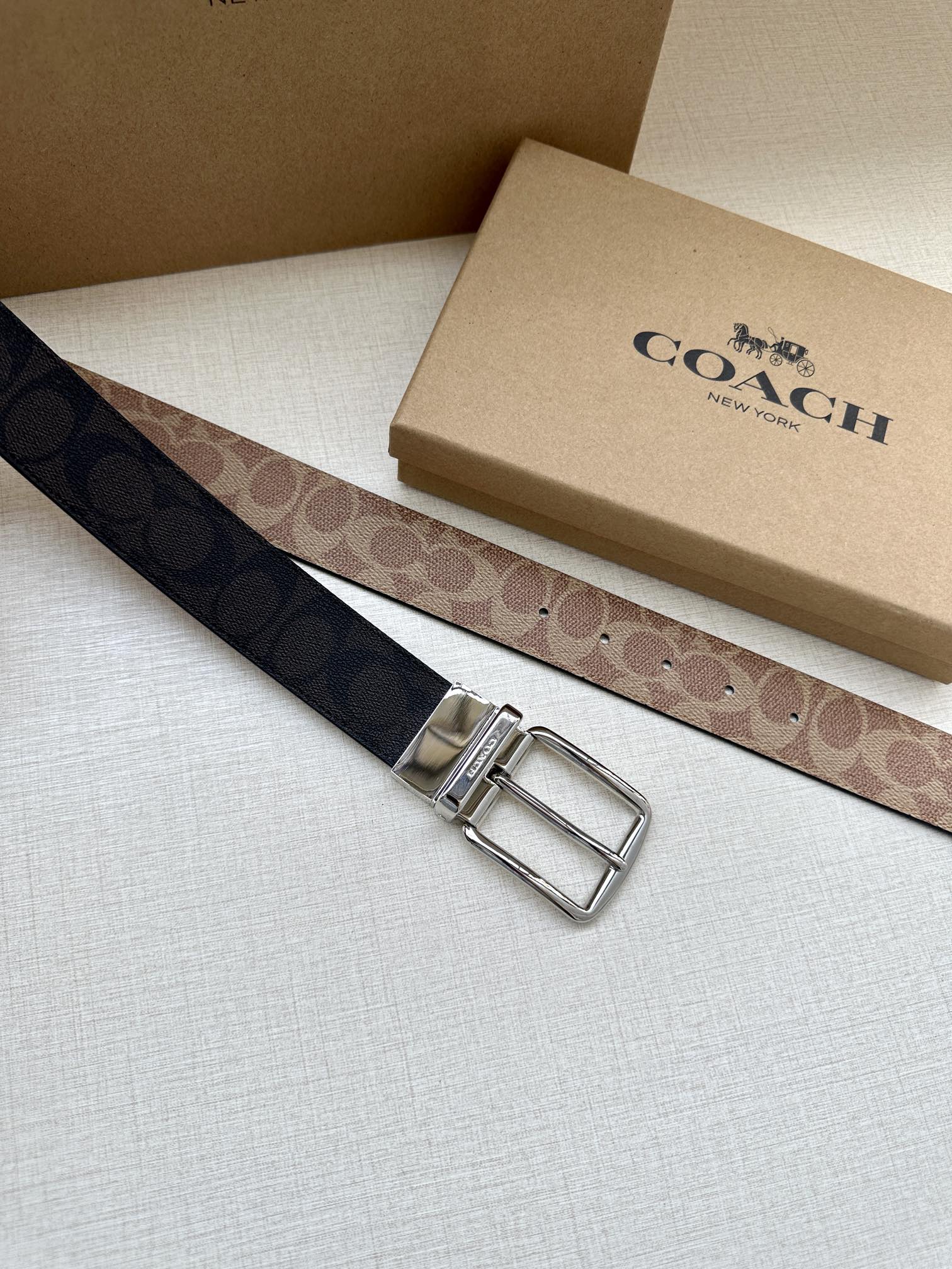 COACH Twilight Belt: Black Fabric, Customizable, Double-Sided, 3.7cm Wide - 图片 5