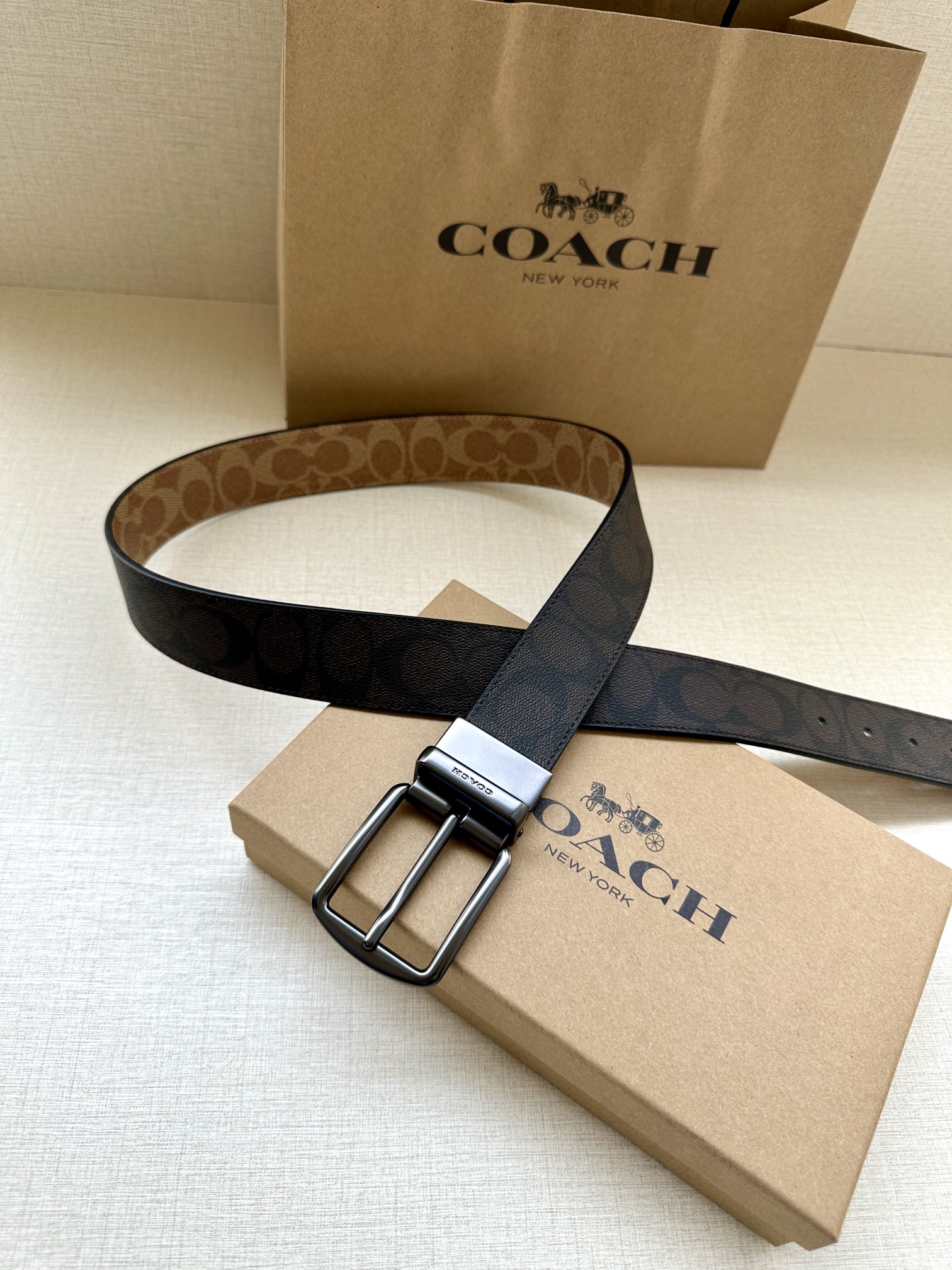 COACH Black Cloth Belt: 3.7cm Wide, Customizable, Double-Sided Appearance, Cropable. - 图片 5