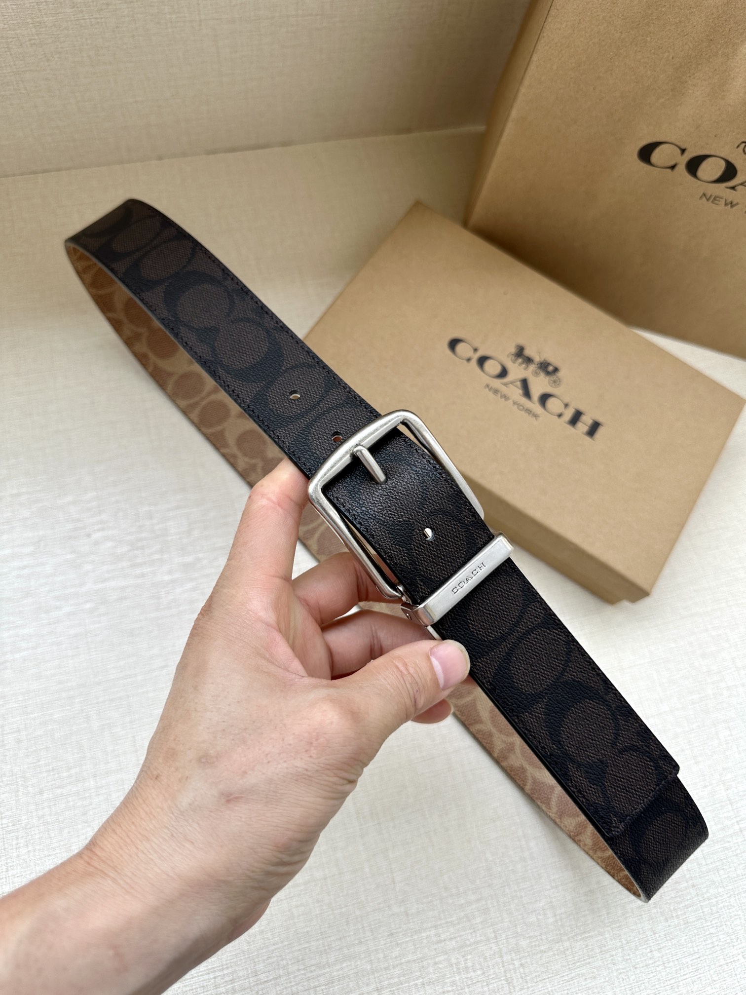 COACH Black Cloth Twilight Belt: Customizable, Double-Sided, 3.7cm Wide – Review - 图片 1
