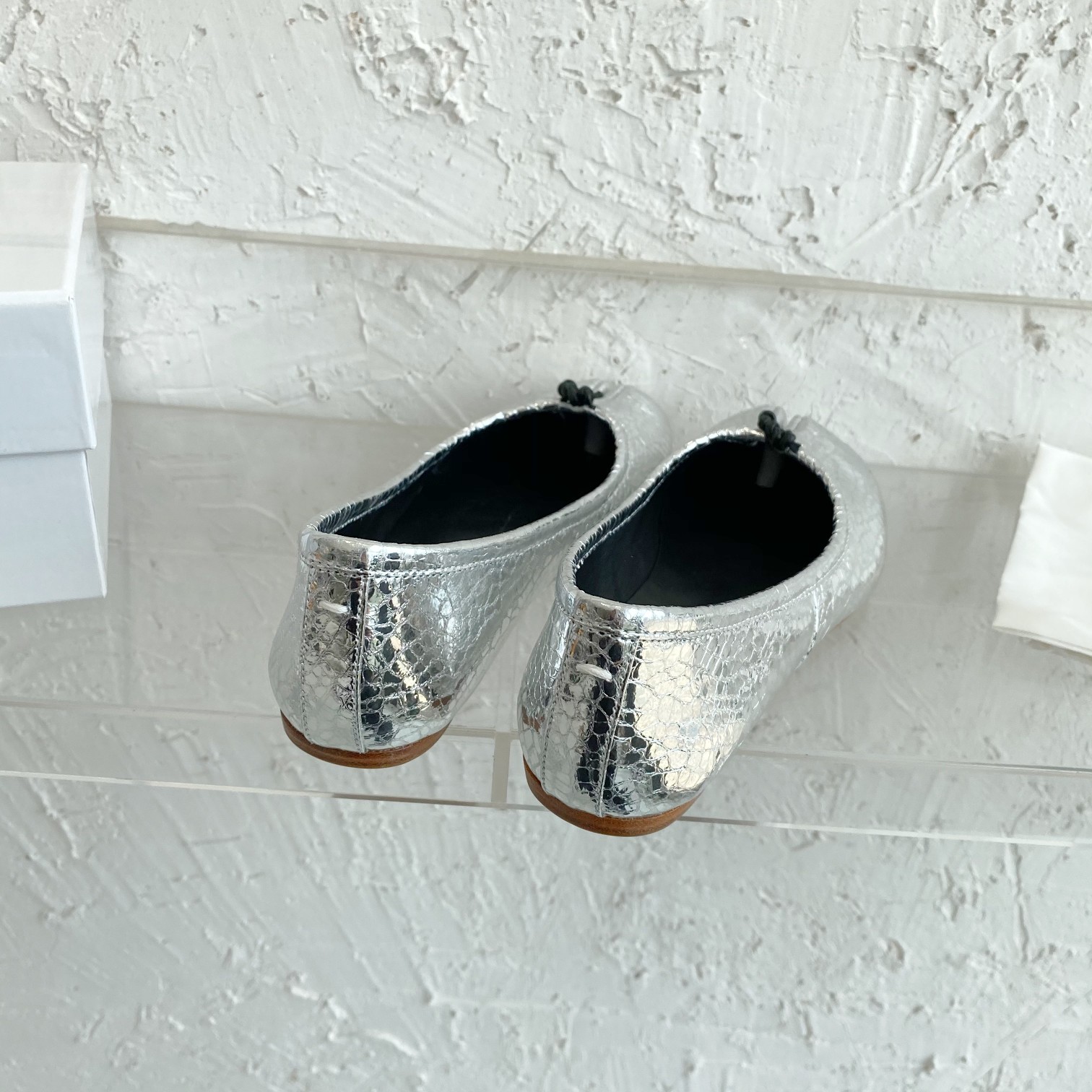 MM6 Maison Margiela Silver Split-Toe Ballet Flats with Leather Sole 8 a1686314681672 3128