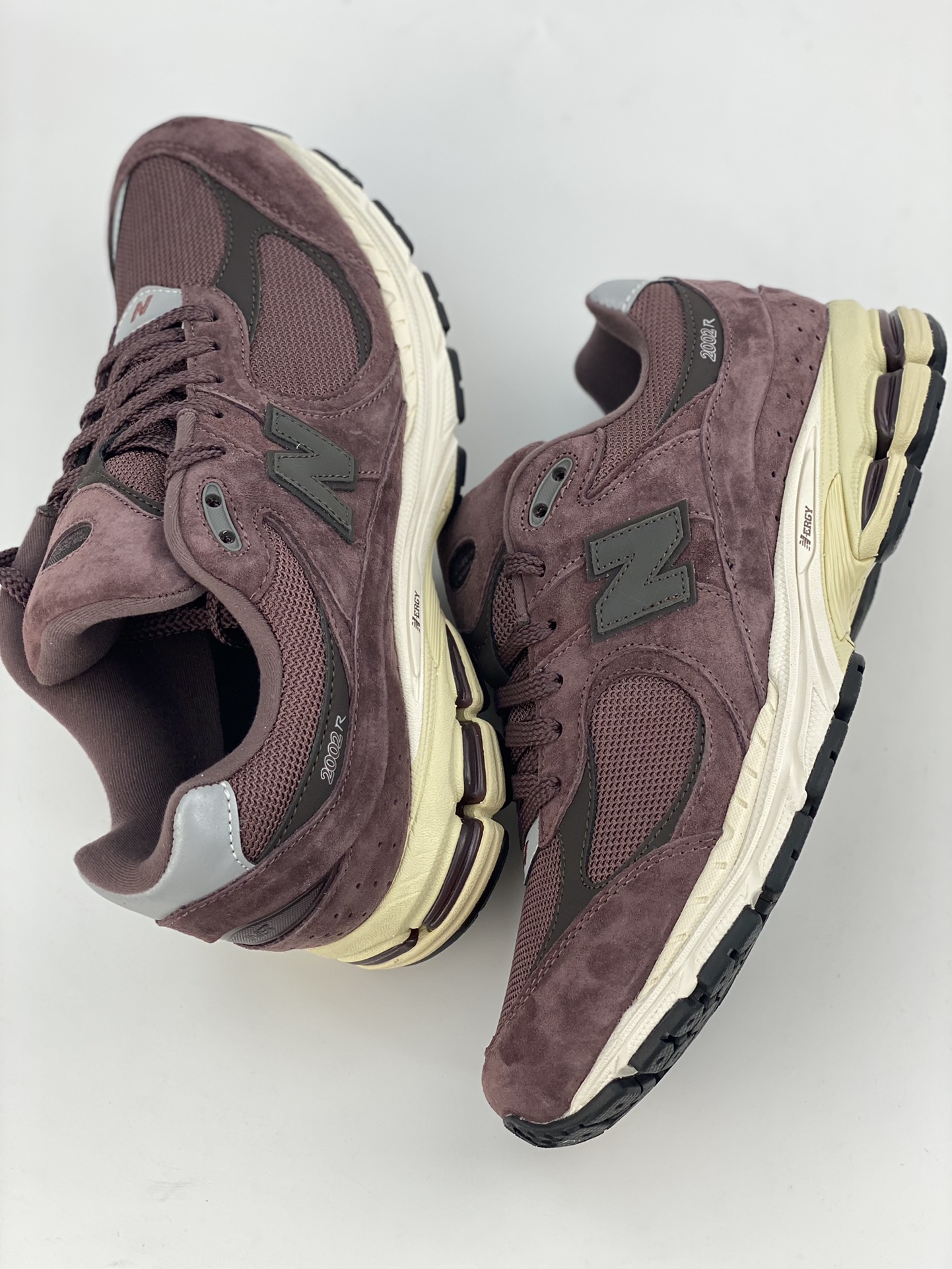 New Balance NB 2002R Classic Burgundy 2002 Series Retro Casual Running Shoes M2002RCD