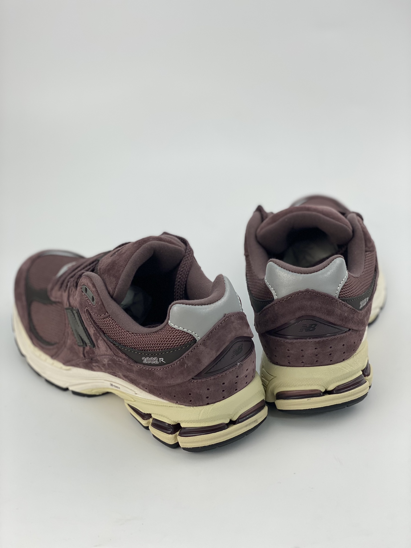 New Balance NB 2002R Classic Burgundy 2002 Series Retro Casual Running Shoes M2002RCD