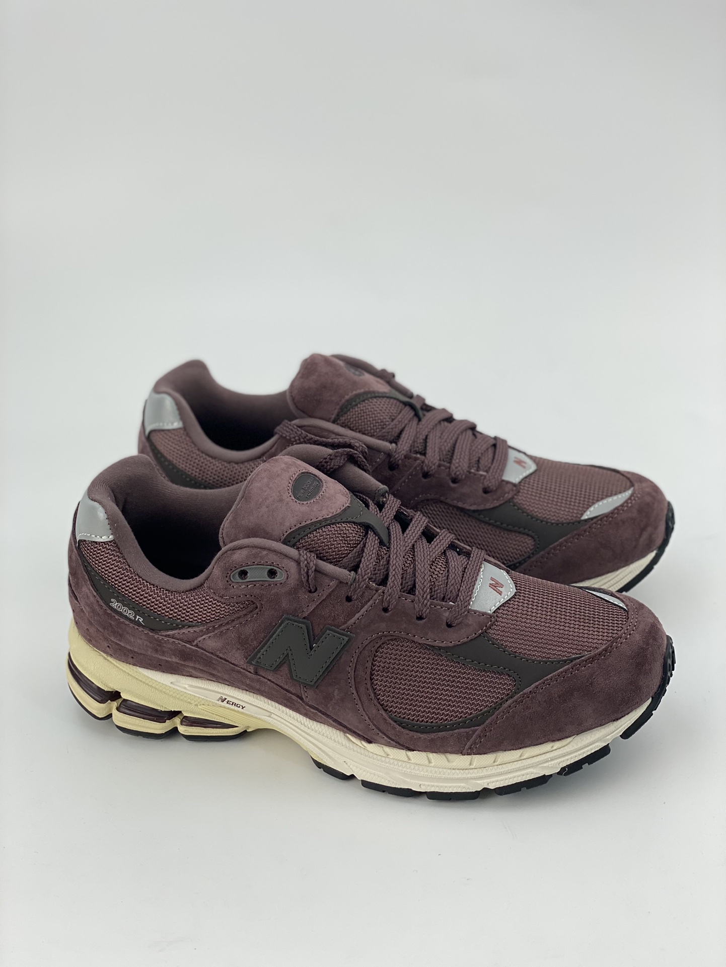 New Balance NB 2002R Classic Burgundy 2002 Series Retro Casual Running Shoes M2002RCD